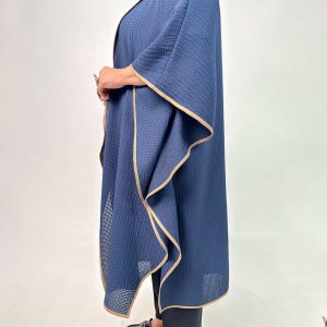 اسم مدل: بیسکوییتی گان دوزی جنس پارچه: بیسکوییتی سایزبندی: Free Size (40 تا 64) رنگبندی: سبز .کرم.مشکی. سبز قد کار: حدود 115 سانتیمتر قد مدل: 170 سانتیمتر دستهبندی: سایزبزرگ