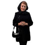 📌 مدل: مخمل نگینی 🧶 جنس: کرپ 📏 سایزبندی: 38 تا 52 🎨 رنگ‌بندی: مشکی سایز بزرگ