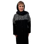 📌 مدل: مانتو ترکیبی نامنظم 🧶 جنس: کریشه 📏 سایزبندی: 44 تا 54 🎨 رنگ‌بندی: مشکی سایز بزرگ