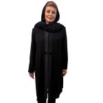 📌 مدل: مانتو کرپ کره ای خجسته 🧶 جنس: کرپ 📏 سایزبندی: 40 تا 60 🎨 رنگ‌بندی: مشکی سایز بزرگ