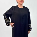📌 مدل: مانتو مجلسی یاسمن 🧶 جنس: شانتون 📏 سایزبندی: 38 تا 60 🎨 رنگ‌بندی: مشکی سایز بزرگ