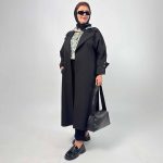 راهنمای سایز 📌 مدل: مانتو یقه E پشت چاک 🧶 جنس: لینن بامبو 📏 سایزبندی: 40-62 🌈 رنگ‌بندی: کرم، قهوه‌ای روشن، قهوه‌ای تیره، طوسی، سورمه‌ای، مشکی سایز بزرگ