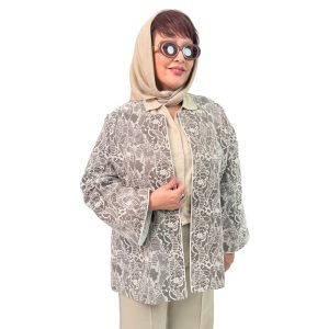 راهنمای سایز 📌 مدل: کت پاریس 🧶 جنس: کرپ گیپور 📏 سایزبندی: 38 تا 58 🎨 رنگبندی: سبز، آبی، قهوهای، مشکی سایز بزرگ