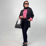اسم مدل: کت سه دکمه جنس پارچه: شانتون سایزبندی: ۳۸ تا ۵۲ رنگبندی: سورمه‌ای، مشکی، کرم قدکار: ۸۰ تا ۸۲ سانت قدل مدل:۱۷۰ سانت سایز مدل: ۵۰ سایز بزرگ