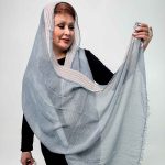 اسم مدل: شال نخی لبه راه راه جنس پارچه: نخ رنگبندی: ذغالی، صورتی، کرم تیره، کرم، سبز، سرمه‌ای ابعاد: 104 در 92 سانت