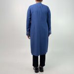 اسم مدل : مانتو گلدوزی جنس پارچه:شانتون سایزبندی :46 تا 52 رنگبندی : آبی تیره، کرم، سبز و مشکی، سایز بزرگ قد کار حدود 108 سانت قد مدل 170 سانت
