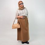 اسم مدل: شومیز سایز بزرگ زارا جنس پارچه: لینن سایزبندی: 38 تا 58 رنگ‌بندی: آبی، کرم قد کار: حدود 70 سانتی‌متر قد مدل: 170 سانتی‌متر دسته‌بندی: سایزبزرگ
