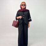 اسم مدل: ست کت و شلوار جنس پارچه: کراش سایزبندی: 38 تا 52 رنگ‌بندی: نسکافه‌ای، سبز، کرم، مشکی قد کت: حدود 62 سانتی‌متر قد شلوار: حدود 110 سانتی‌متر قد مدل: 170 سانتی‌متر دسته‌بندی: سایزبزرگ
