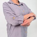اسم مدل: شومیزسایز بزرگ یقه مردانه جنس پارچه: بابوس سایزبندی: 38 تا 54 رنگ‌بندی: صورتی، مشکی، سبز، طوسی، کاربنی قد کار: حدود 66 سانتی‌متر قد مدل: 170 سانتی‌متر دسته‌بندی: سایزبزرگ