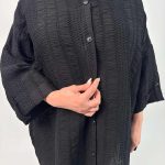 اسم مدل: شومیز سایز بزرگ کوک دوزی جنس پارچه: بابوس کوک دوزی سایزبندی: 40 تا 60 رنگ‌بندی: مشکی قد کار: حدود 77 تا 82 سانتی‌متر قد مدل: 170 سانتی‌متر دسته‌بندی: سایزبزرگ