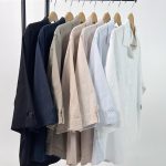 اسم مدل: شومیز دو جیب جنس پارچه: لینن سایزبندی: فری سایز (Free Size)، مناسب 38 تا 48 رنگ‌بندی: مشکی، سبز، کرم تیره، کرم روشن، سرمه‌ای، سفید، آبی قد کار: حدود 70 سانتی‌متر قد مدل: 170 سانتی‌متر دسته‌بندی: سایزبزرگ